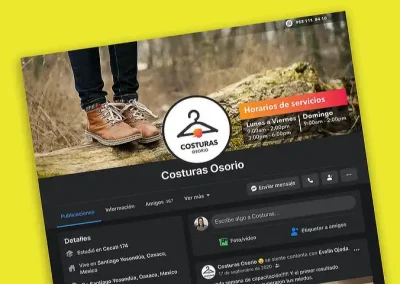 Identidad gráfica de una marca: Imagen de portada de Facebook para emprendimiento Costuras Osorio. Es la foto de una chava parada sobre un árbol caído en un bosque. En la imagen se muestran los horarios de servicios del emprendimiento.